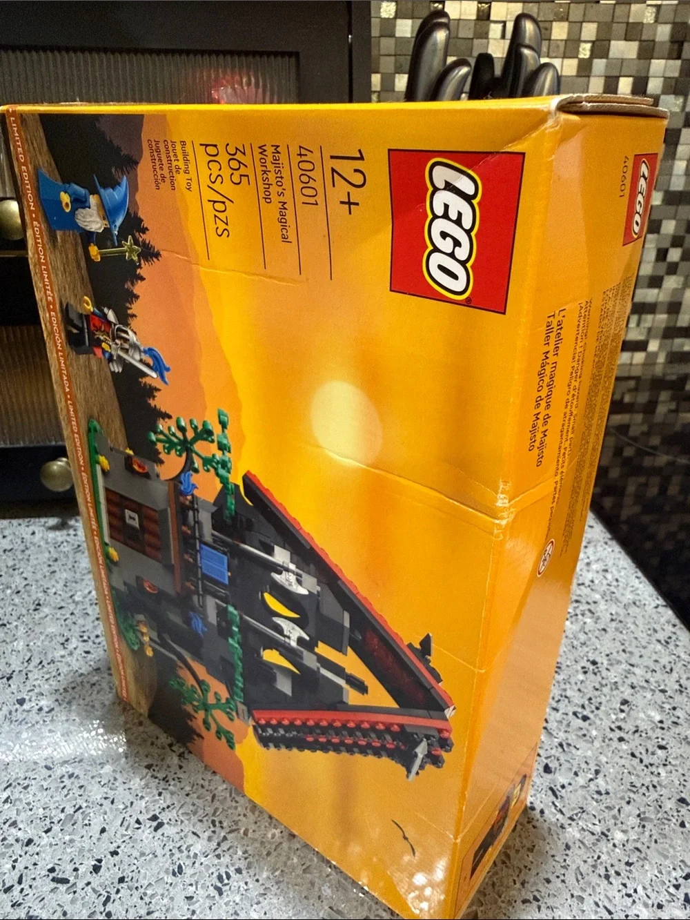 LEGO Majisto’s Magical Workshop 40601 Building Set. New in box